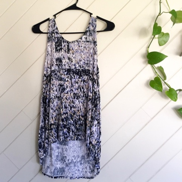 Rose & Olive Open Back High-Low Tank Top Medium - Picture 1 of 6